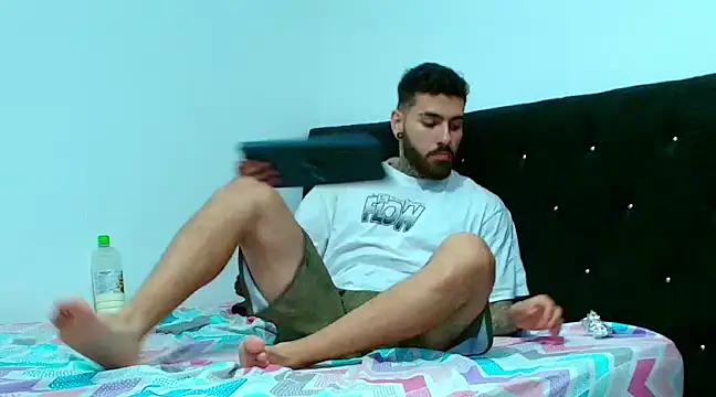 Snapshot of silvano_torres chatting on February 2025 12:43:01 AM silvano torres online show from February 2025 12:43:01 AM