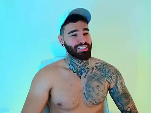 Snapshot of silvano_torres chatting on January 2026 03:25:02 PM silvano torres online show from January 2026 03:25:02 PM