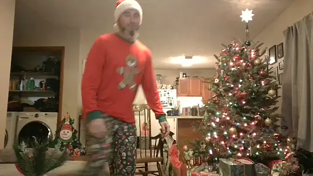 Snapshot of bongripingclitlicker chatting on December 2024 12:59:01 AM bongripingclitlicker online show from December 2024 12:59:01 AM