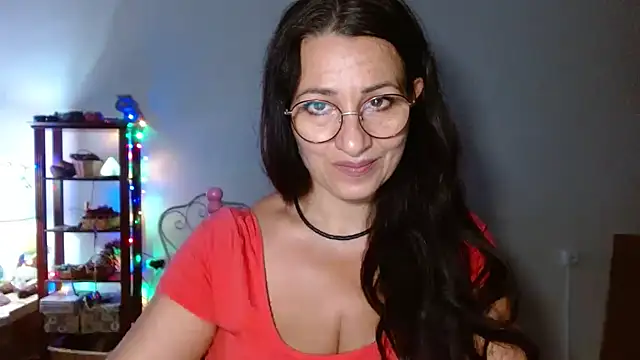 Snapshot of KeisyNeonX chatting on October 2025 08:10:01 PM KeisyNeonX online show from October 2025 08:10:01 PM