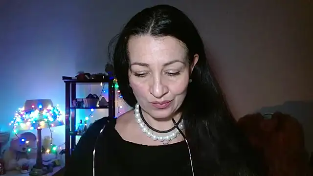 Snapshot of KeisyNeonX chatting on February 2026 07:39:02 PM KeisyNeonX online show from February 2026 07:39:02 PM