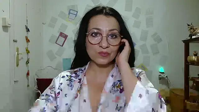 Snapshot of KeisyNeonX chatting on May 2026 08:25:01 PM KeisyNeonX online show from May 2026 08:25:01 PM
