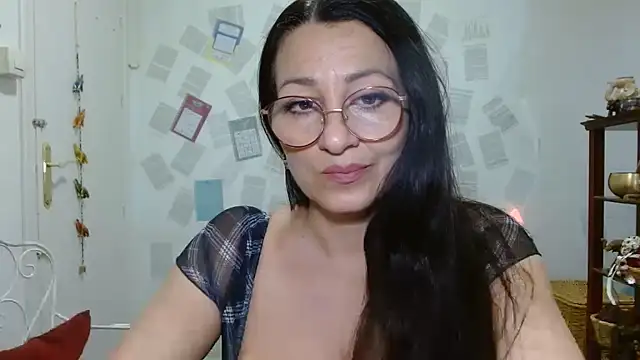 Snapshot of KeisyNeonX chatting on May 2026 03:42:01 PM KeisyNeonX online show from May 2026 03:42:01 PM
