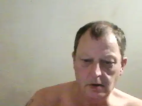 Snapshot of chubbybear2cum chatting on December 2024 01:57:02 AM chubbybear2cum online show from December 2024 01:57:02 AM