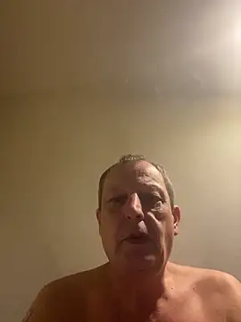 Snapshot of chubbybear2cum chatting on October 2025 02:42:02 AM chubbybear2cum online show from October 2025 02:42:02 AM