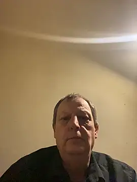 Snapshot of chubbybear2cum chatting on November 2025 03:05:02 AM chubbybear2cum online show from November 2025 03:05:02 AM