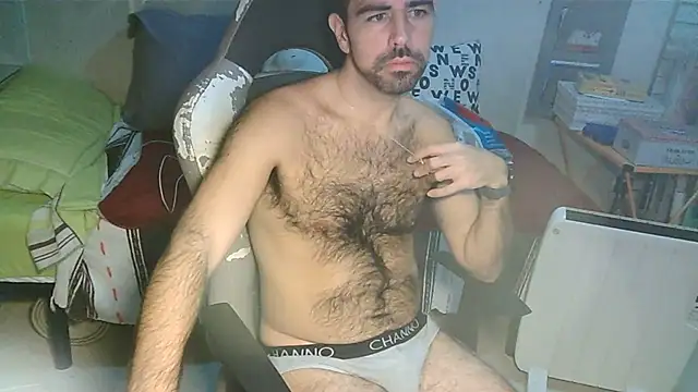 Snapshot of galaudin_3x_ chatting on December 2024 08:54:01 PM galaudin 3x online show from December 2024 08:54:01 PM