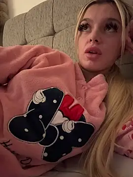 IrishTeenBarbie69 online show from February 2025 12:19:02 AM