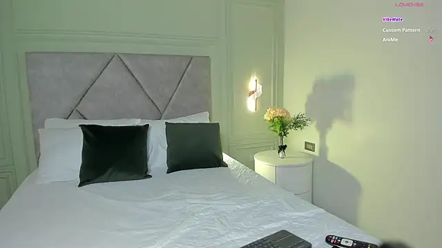  Miss Kimm online show from November 2025 12:16:02 PM