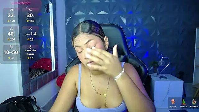 Snapshot of Cristal_War chatting on December 2024 11:53:01 AM Cristal War online show from December 2024 11:53:01 AM