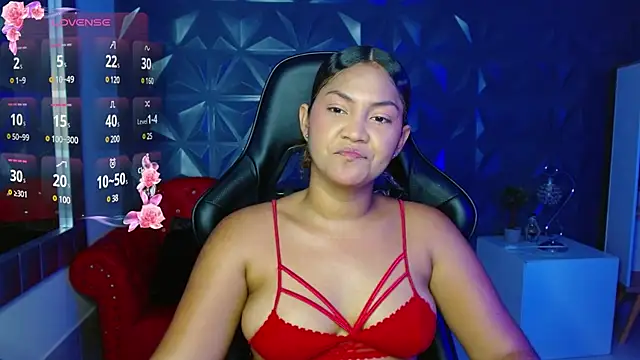 Snapshot of Cristal_War chatting on January 2025 05:04:01 PM Cristal War online show from January 2025 05:04:01 PM