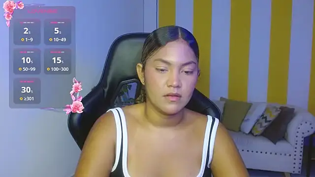 Snapshot of Cristal_War chatting on January 2025 11:55:02 PM Cristal War online show from January 2025 11:55:02 PM