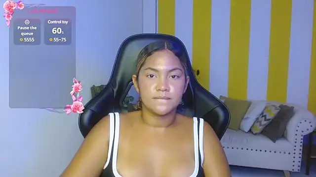 Snapshot of Cristal_War chatting on January 2025 02:58:02 AM Cristal War online show from January 2025 02:58:02 AM