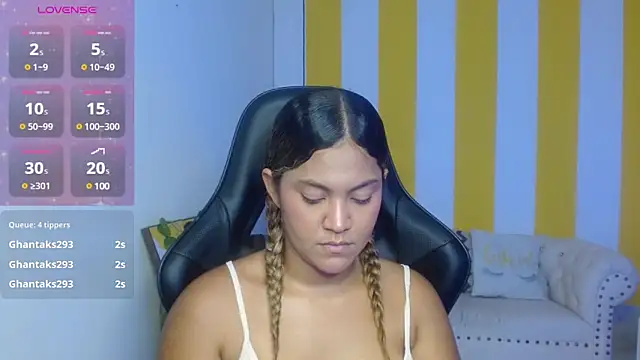 Snapshot of Cristal_War chatting on March 2025 09:48:01 PM Cristal War online show from March 2025 09:48:01 PM