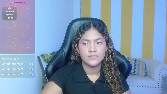 Snapshot of Cristal_War chatting on March 2025 11:54:01 PM Cristal War online show from March 2025 11:54:01 PM