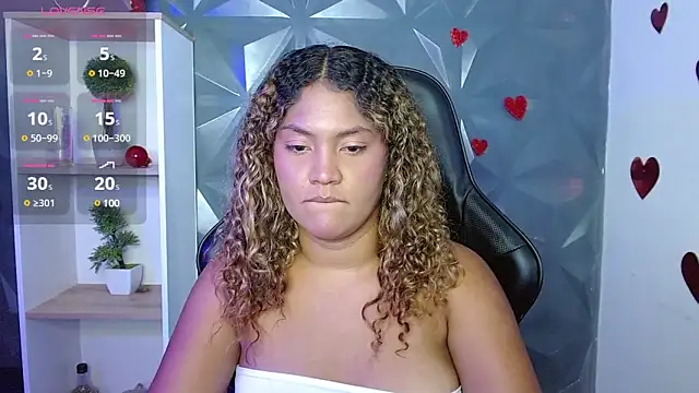 Snapshot of Cristal_War chatting on March 2025 11:59:02 PM Cristal War online show from March 2025 11:59:02 PM