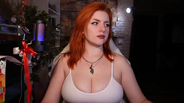 Chriss Fox online show from February 2025 03:10:01 PM