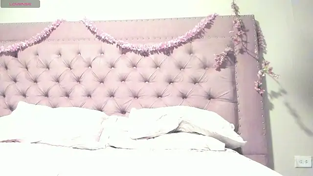 Snapshot of mitsu_ky chatting on March 2025 04:34:02 AM mitsu ky online show from March 2025 04:34:02 AM