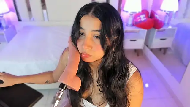 Snapshot of Miliaangeles chatting on September 2025 12:05:02 PM Miliaangeles online show from September 2025 12:05:02 PM