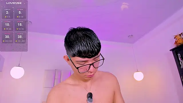 CodyTwink online show from May 2026 04:17:02 PM