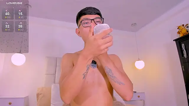 CodyTwink online show from May 2026 09:23:02 PM