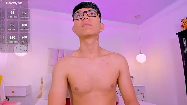 CodyTwink online show from June 2026 01:28:01 PM