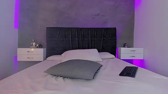 jasminehill  online show from March 2025 03:25:01 PM