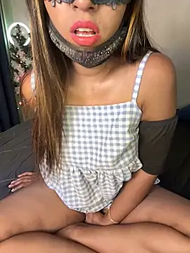 Snapshot of Cinderella-98 chatting on January 2025 03:15:02 PM Cinderella-98 online show from January 2025 03:15:02 PM