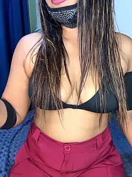 Snapshot of Cinderella-98 chatting on February 2025 09:42:01 AM Cinderella-98 online show from February 2025 09:42:01 AM