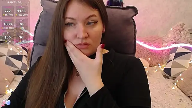 Snapshot of Nataly_cute chatting on January 2025 05:15:02 AM Nataly cute online show from January 2025 05:15:02 AM