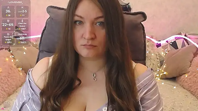 Snapshot of Nataly_cute chatting on January 2025 08:09:01 PM Nataly cute online show from January 2025 08:09:01 PM