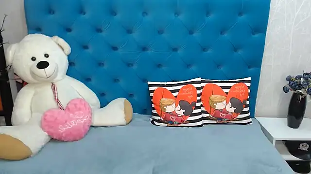 Snapshot of Sexy_MALIKKA chatting on March 2025 02:48:01 AM Sexy MALIKKA online show from March 2025 02:48:01 AM