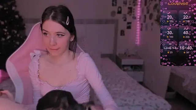 Snapshot of CoddleWeeper_ chatting on December 2024 11:11:01 AM CoddleWeeper online show from December 2024 11:11:01 AM