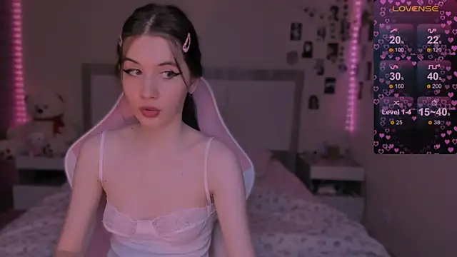 Snapshot of CoddleWeeper_ chatting on December 2024 02:22:01 PM CoddleWeeper online show from December 2024 02:22:01 PM