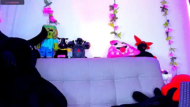 Snapshot of Miss_freydis chatting on February 2025 06:24:01 AM Miss freydis online show from February 2025 06:24:01 AM