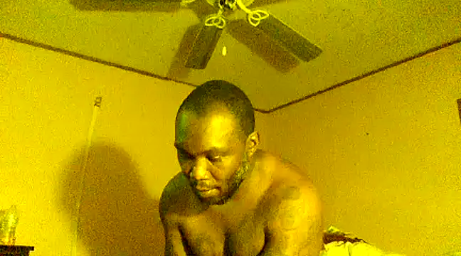 Snapshot of Mrunpredictableyouknow chatting on February 2025 05:42:02 AM Mrunpredictableyouknow online show from February 2025 05:42:02 AM