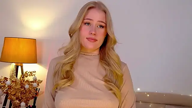 Snapshot of JuliaJaee chatting on January 2025 07:10:01 PM JuliaJaee online show from January 2025 07:10:01 PM