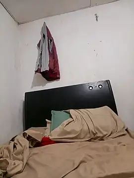 Boypolla11 online show from December 2024 07:07:01 AM