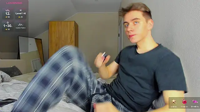 Snapshot of TaisonBrownX chatting on January 2025 07:21:01 PM TaisonBrownX online show from January 2025 07:21:01 PM