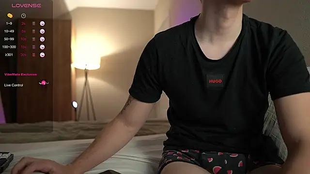 Snapshot of TaisonBrownX chatting on October 2025 07:42:02 PM TaisonBrownX online show from October 2025 07:42:02 PM