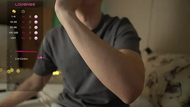 Snapshot of TaisonBrownX chatting on January 2026 07:28:02 PM TaisonBrownX online show from January 2026 07:28:02 PM