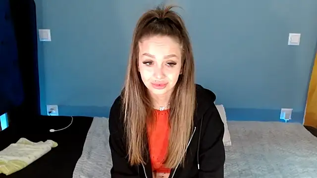 AnnaMaee online show from December 2024 12:07:02 AM