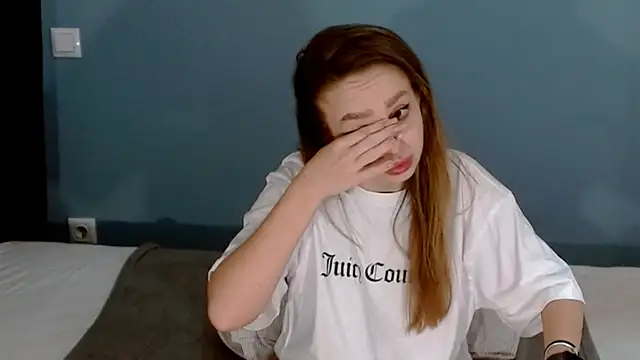 AnnaMaee online show from January 2025 06:28:02 AM