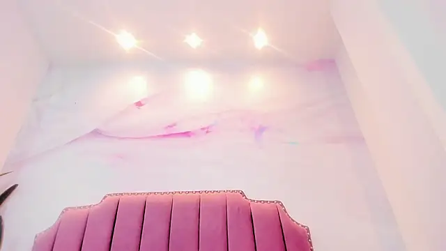 Snapshot of angeline_blake_ chatting on January 2025 07:43:01 PM angeline blake online show from January 2025 07:43:01 PM