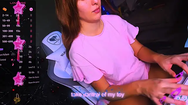 ReggieMeow online show from January 2025 11:39:01 AM