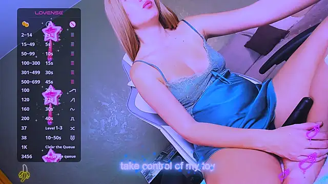 ReggieMeow online show from March 2025 01:31:01 AM