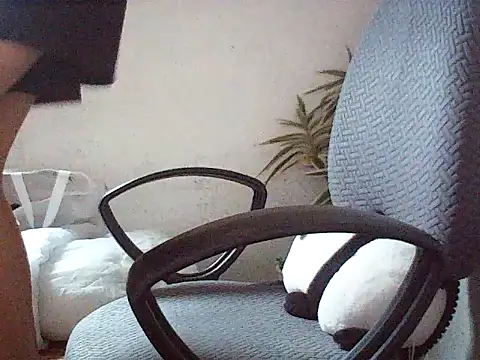 Haralushiaaax online show from March 2026 01:21:02 AM