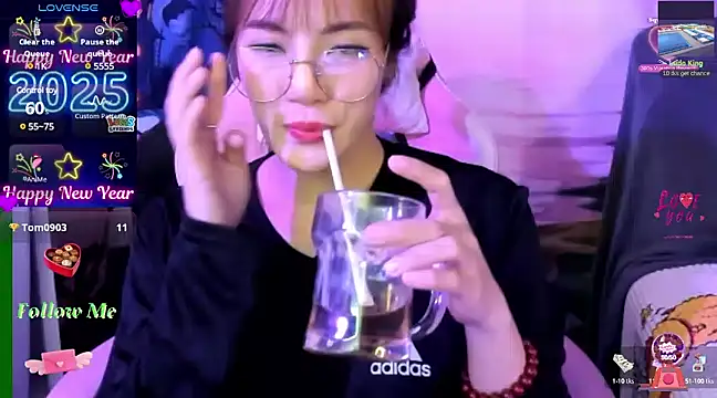 Sugar lipsz online show from January 2025 01:17:01 PM