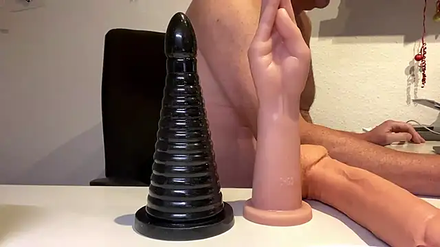 Snapshot of Geilerjung69 chatting on November 2025 06:59:02 PM Geilerjung69 online show from November 2025 06:59:02 PM