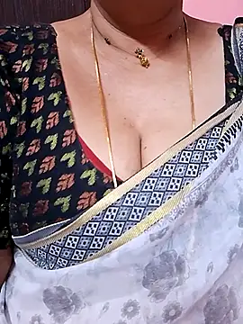 ananya956 online show from April 2026 10:51:02 PM